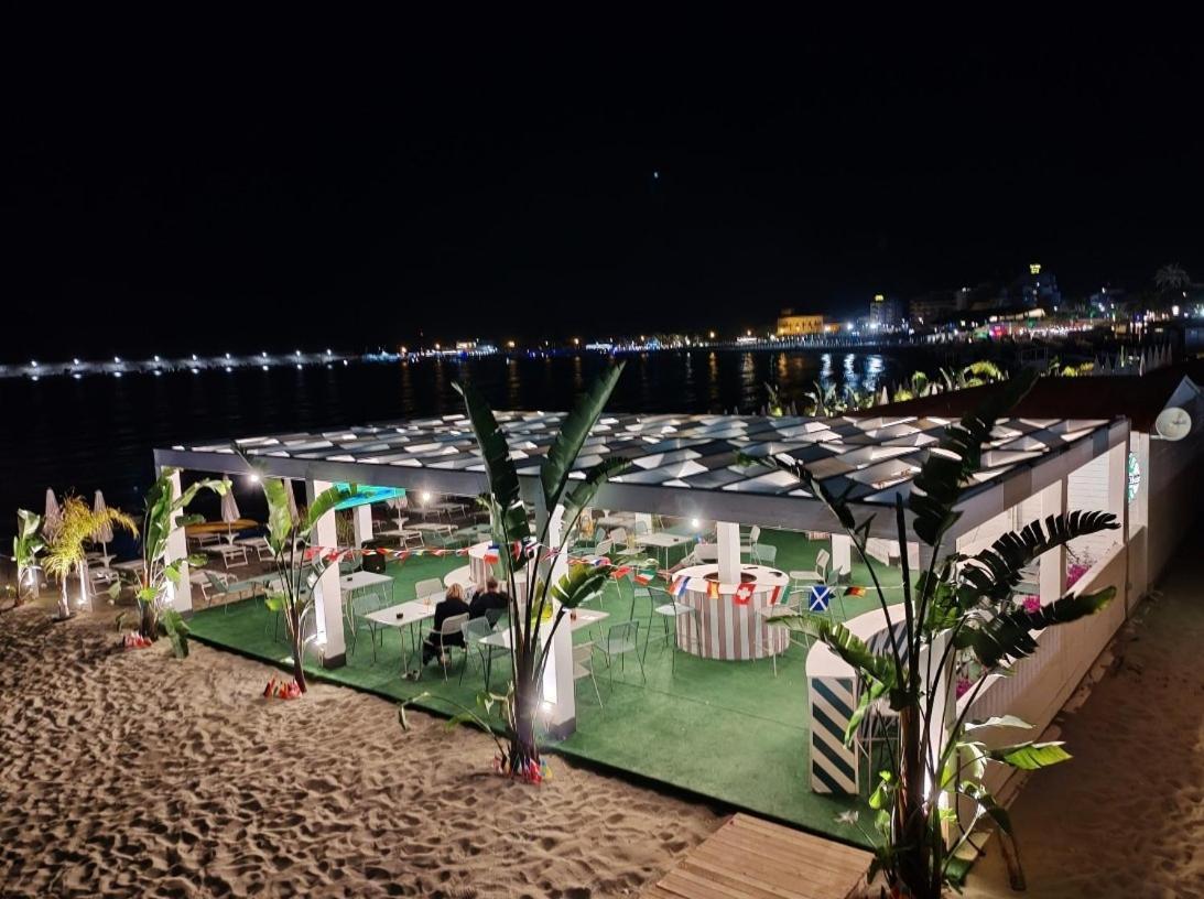 דירות גיארדיני נאקסוס Janeta Panoramic Loft מראה חיצוני תמונה